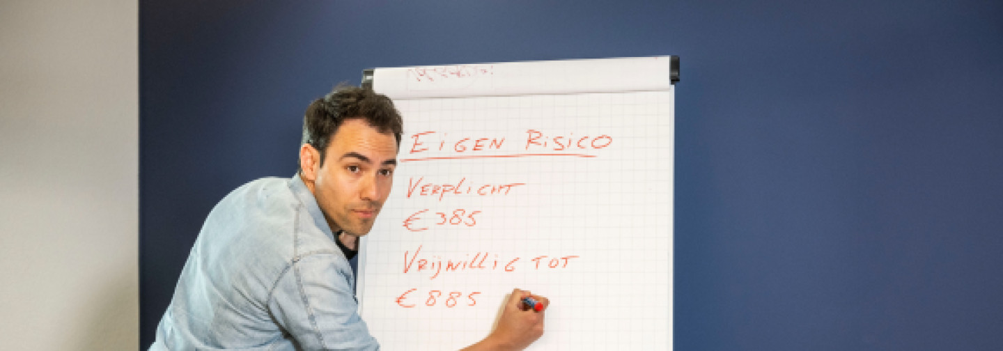 Gastdocent legt uit hoe eigen risico werkt